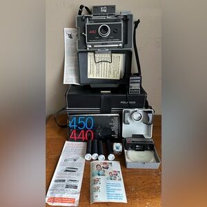 Vtg Polaroid 440 Automatic Land Folding Camera w/ Case Manual Flash Filter Set